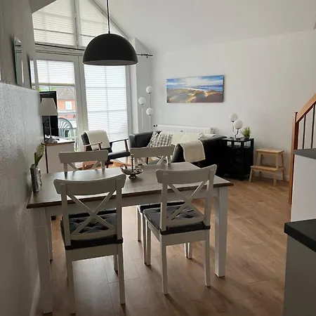 Gorch-fock-strasse 2 * Timmendorfer Strand