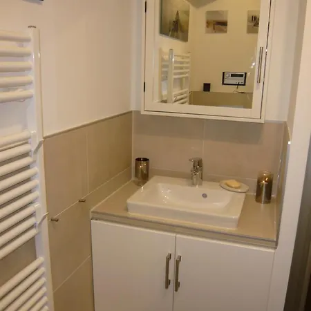 Apartment Gorch-fock-strasse 2 *